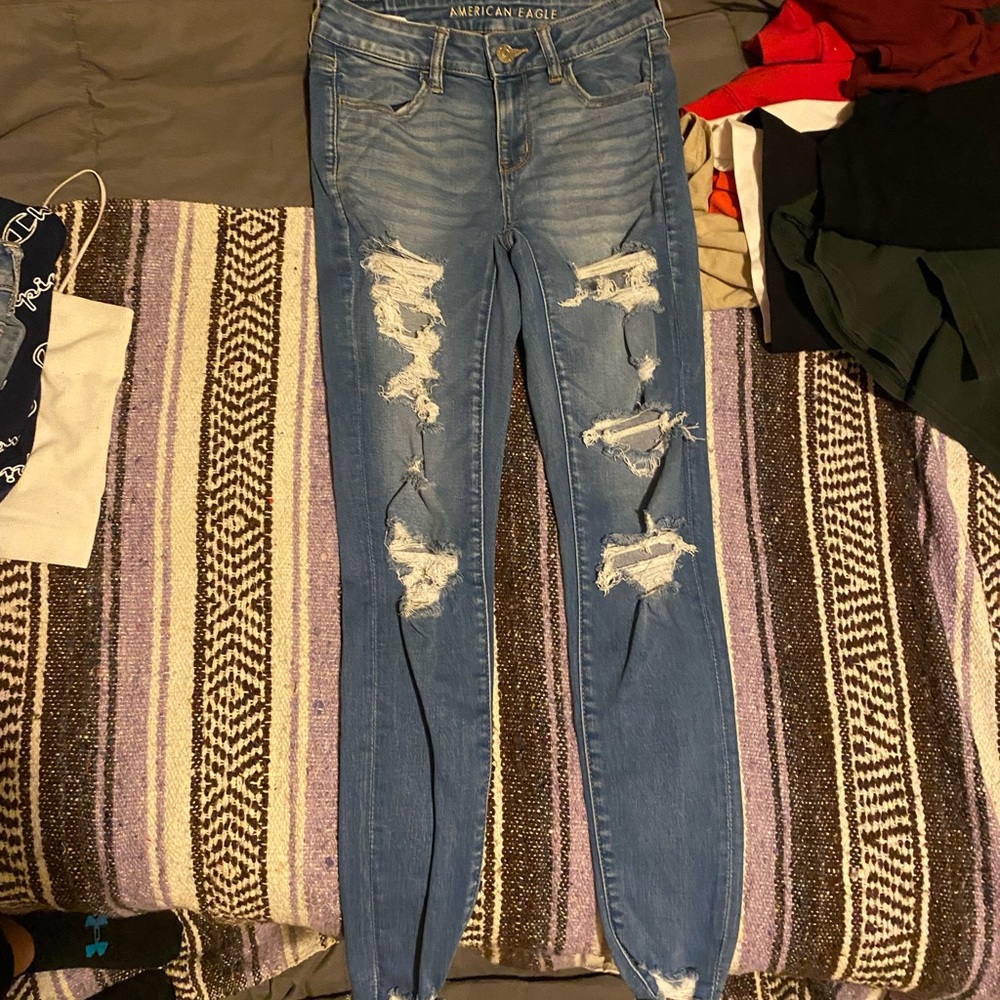 navy blue american eagle jeans